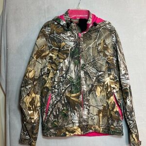 Schmidt Workwear Camo Hooded Jacket with Pink Accents Sz Medium